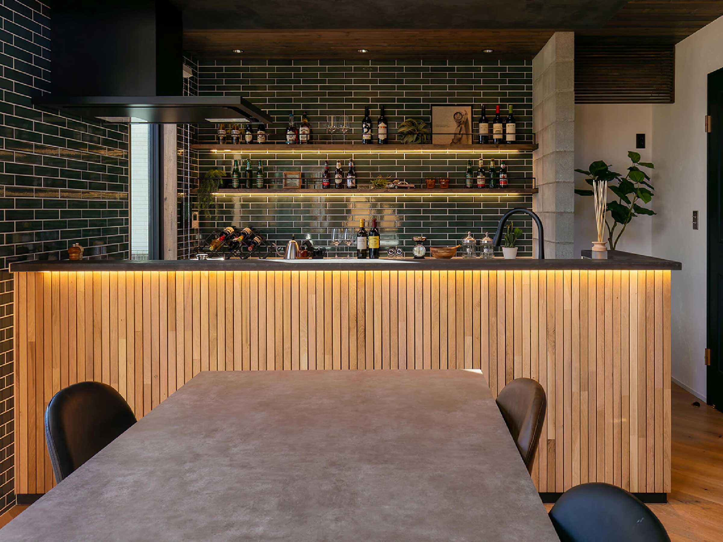 海外セレブに人気のリゾートホテルの様な邸宅　モデルハウス内観2