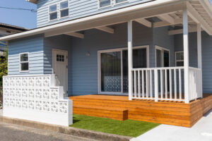 サーファーズハウス 外観 カバードポーチ